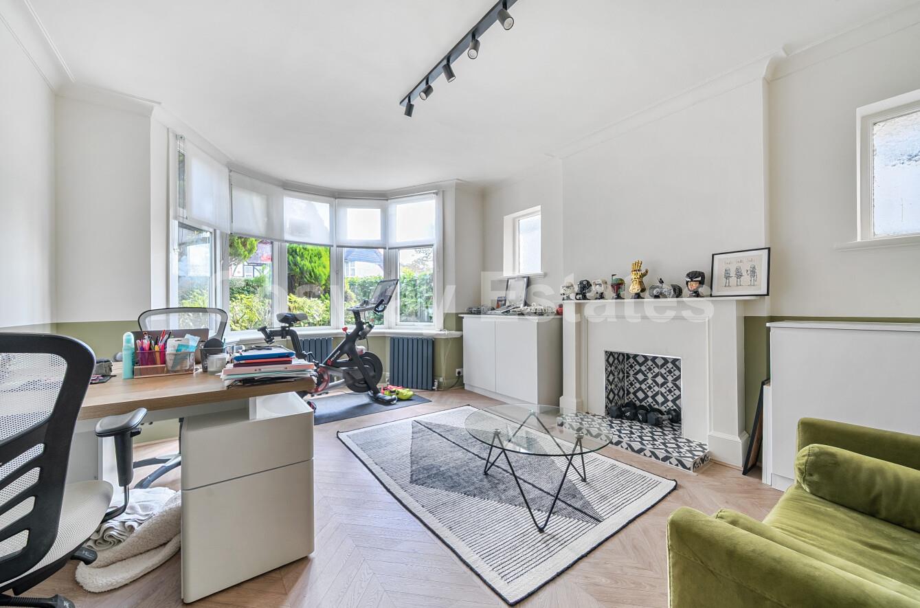 Hillside Grove, Mill Hill, NW7, London